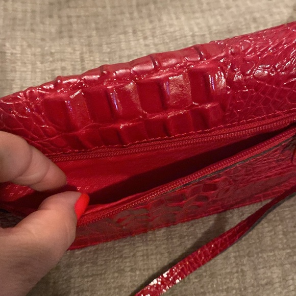 Vintage red leather purse. - Picture 6 of 10